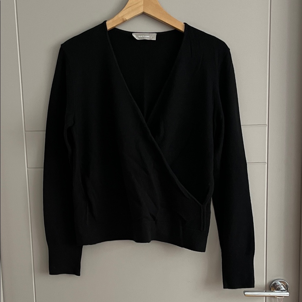 Everlane The Cashmere Wrap Sweater